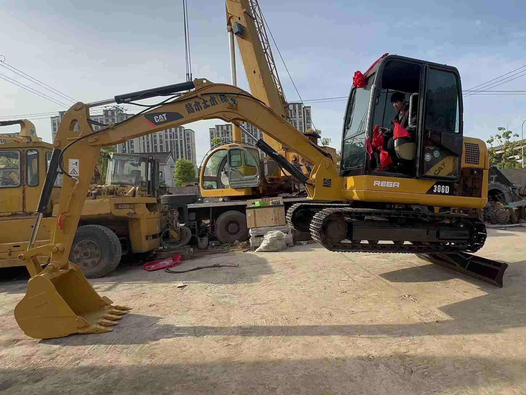 Япония Подержанный экскаватор CAT для продажи Подержанный 306D Jindongyu Machinery